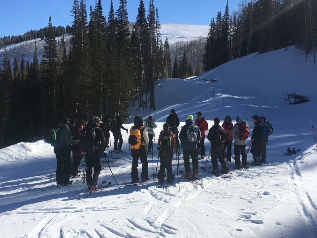 guided_ski_tours_in_utah_avalanche_classes