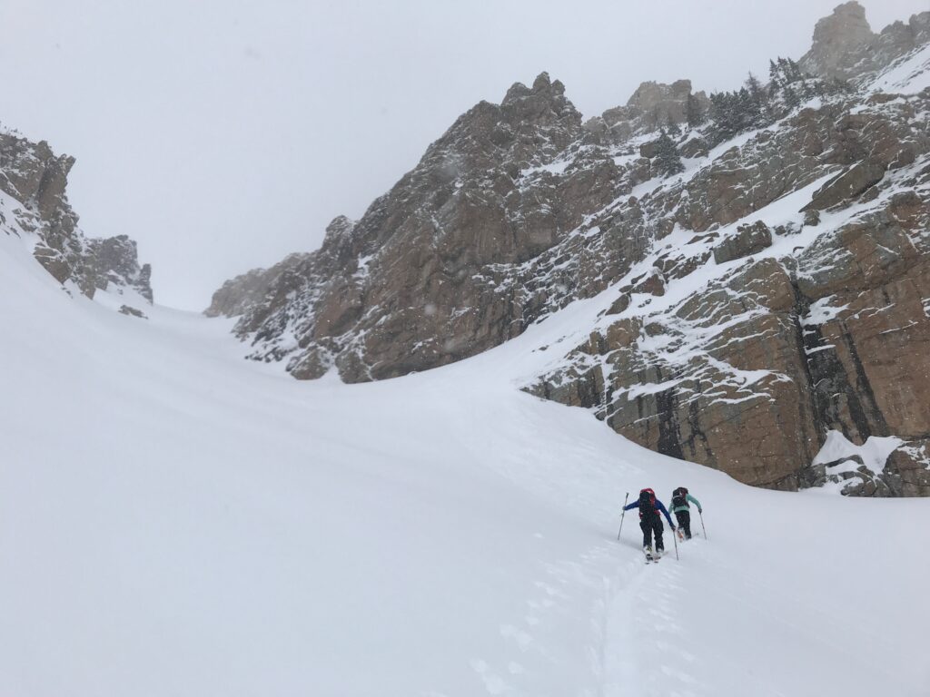 guided_ski_tours_in_utah_backcountry_touring