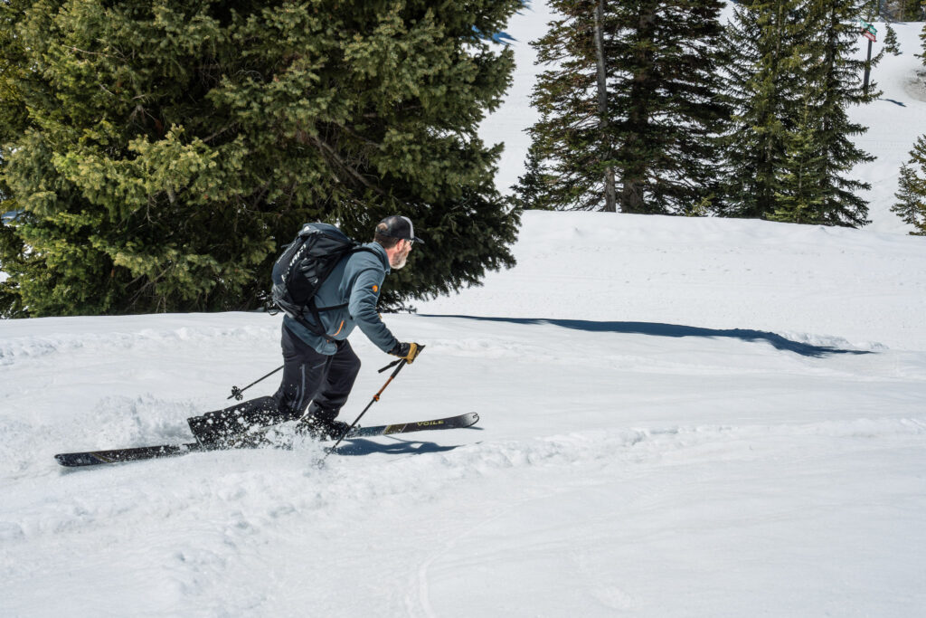 Alpina Alaska vs Crispi Svartisen