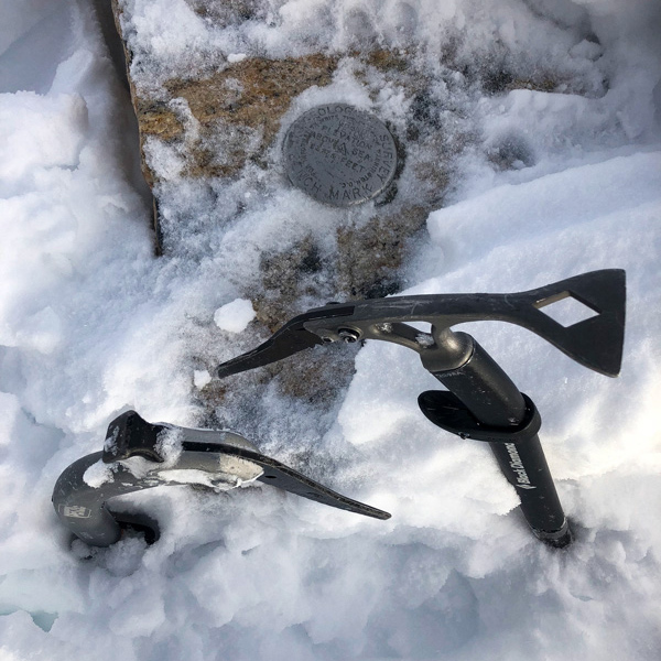 Summit Marker. Photo: Chirston Horstman